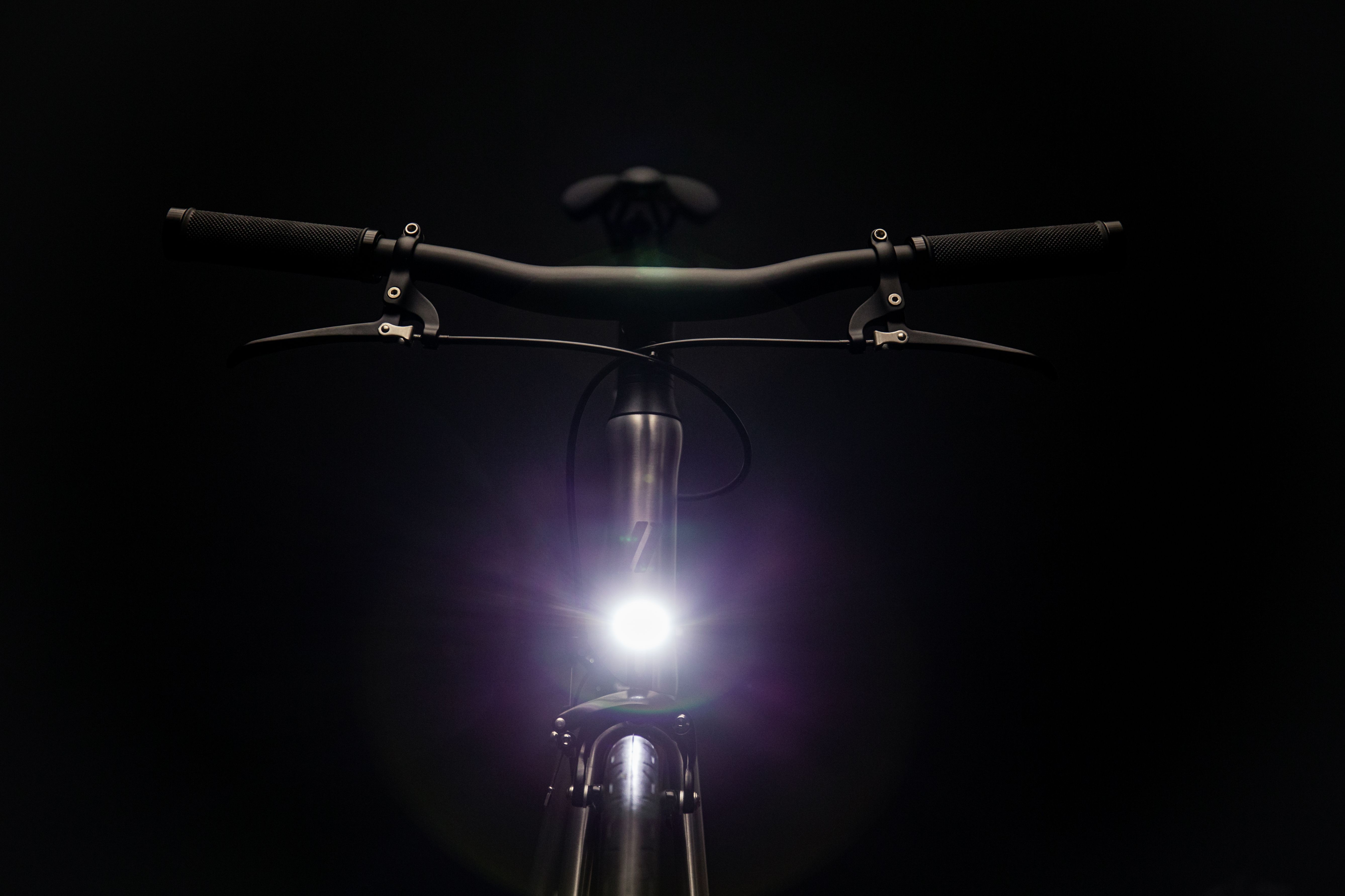 Neue LightSKIN-Produkte vorgestellt - Möchtet ihr euer Schindelhauer-Fahrrad mit einer integrierten StVZO-Lichtanlage ausstatten, die ihr immer dabei habt und nicht aufladen braucht?