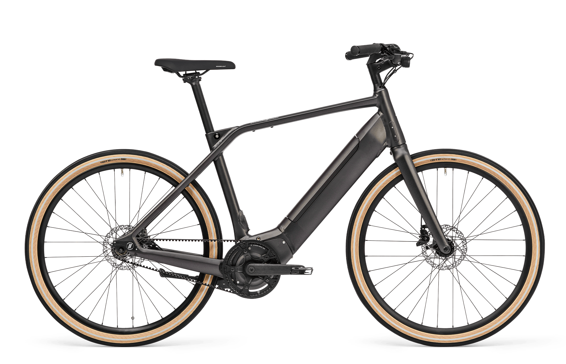 Ausgestattet mit der hochwertigen 14-Gang Rohloff E-Shift Schaltung sowie dem kraftvollen Bosch Performance Line Antrieb, ist Heinrich XIV für vielseitige Einsätze und Fahrertypen konzipiert. Ein natürliches, wendiges Fahrgefühl vermittelt Dir ungeahnte Agilität und lässt dabei Fahrspaß nicht zu kurz kommen. Heinrich XIV sorgt für zuverlässige Mobilität in Deinem Alltag und erfüllt zugleich durch seine klare Designsprache hohe ästhetische Ansprüche.
